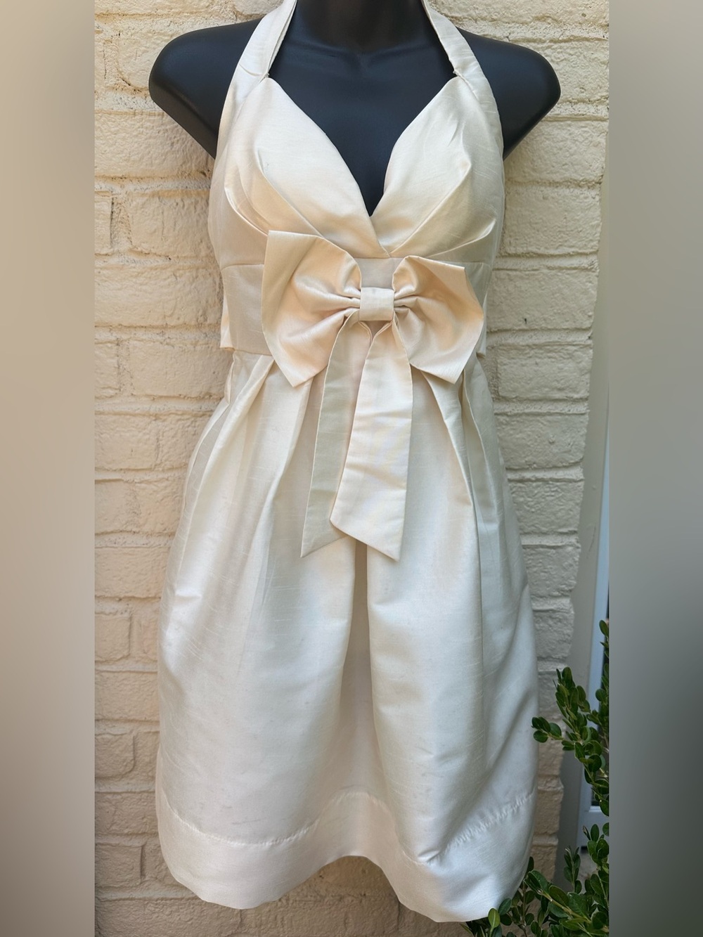 Women's Cream Halter Bow-Front Wedding Dress